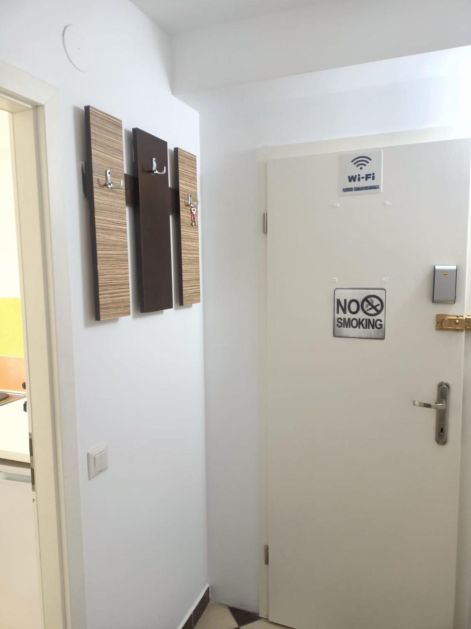 Vila Cri Cri Busteni Luaran gambar